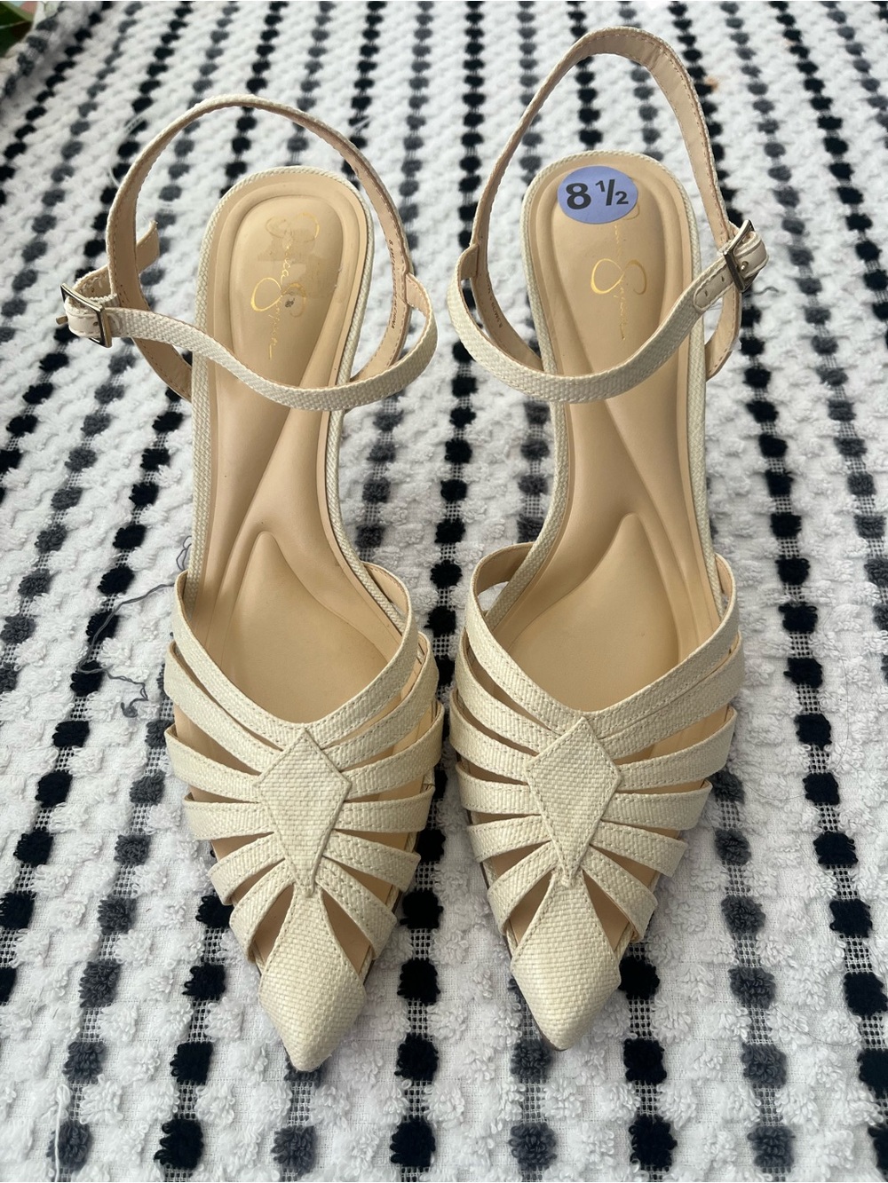 Textured Cream Pointed-Toe Slingback Heels